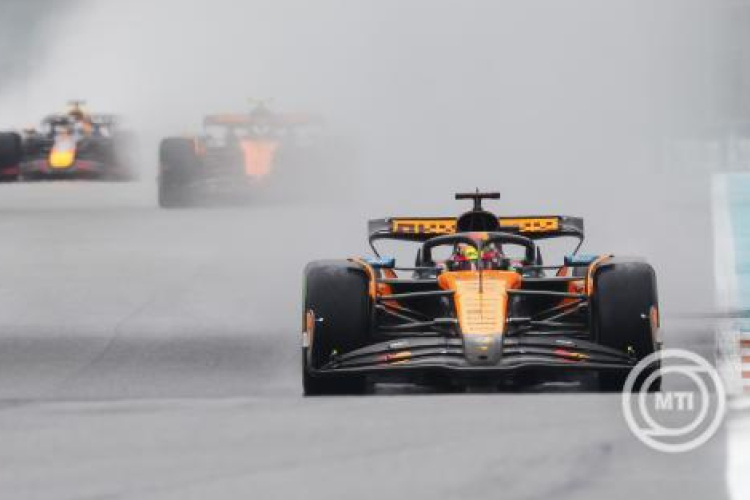 Miami Nagydíj - Piastri sorozatban harmadik futamát nyerte meg