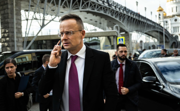 Szijjártó: feladjuk a béke reményét azzal, ha a Nyugat és Oroszország nem beszél egymással