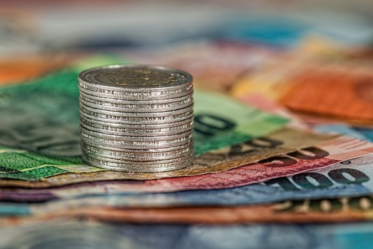 Hitelminősítés - PM: a Fitch Ratings megerősítette Magyarország stabil kilátását