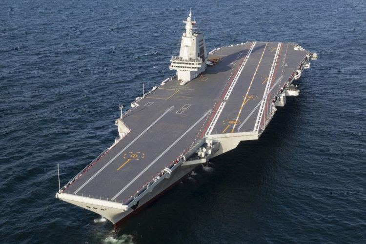 Hadrendbe állt Kína első saját tervezésű repülőgép-hordozója