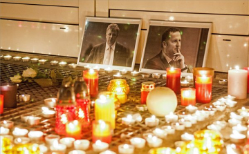 Buszbaleset Kapuvárnál - Gyertyagyújtás Győrben