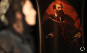 Minden aradi vértanú példakép a magyarság számára