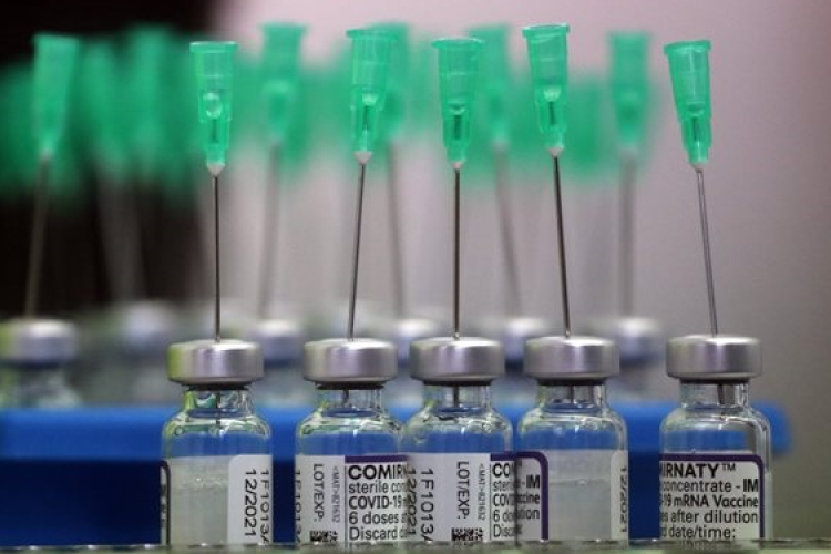 Az alacsony átoltottság miatt nem enyhítenek a korlátozásokon Horvátországban